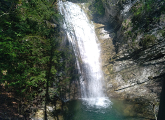 Sortie canyoning encadrée au canyon des gorges de Chailles