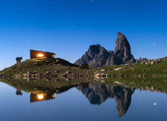 Lac et refuge de Presset