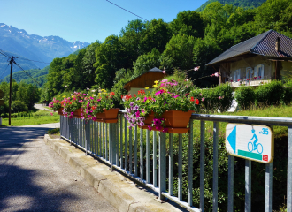 vers Porte de Savoie