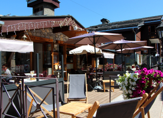 L'Origan et sa terrasse