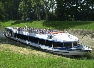 Sur le canal de Pont-de-Vaux